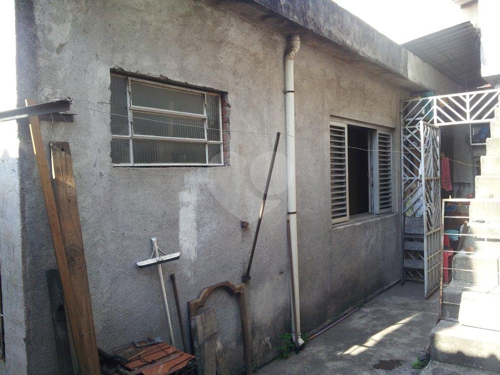 CASA TÉRREA A VENDA NO PQ NOVO MUNDO - 3 DORMITÓRIOS E 4 VAGAS DE GARAGEM