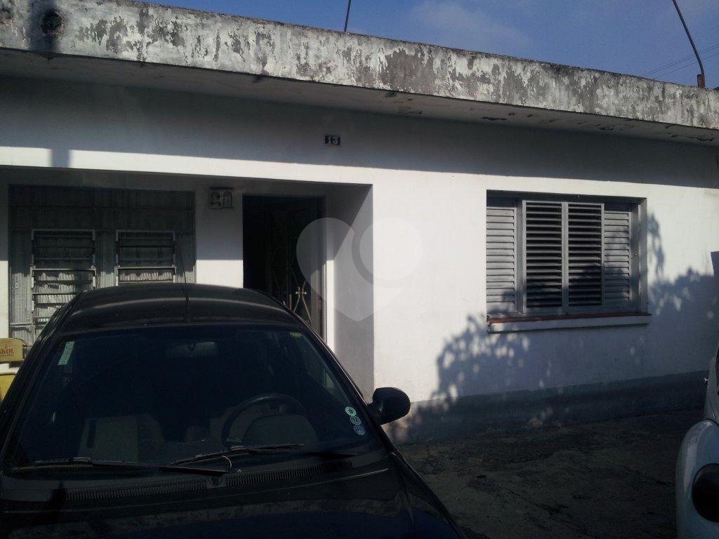 CASA TÉRREA A VENDA NO PQ NOVO MUNDO - 3 DORMITÓRIOS E 4 VAGAS DE GARAGEM