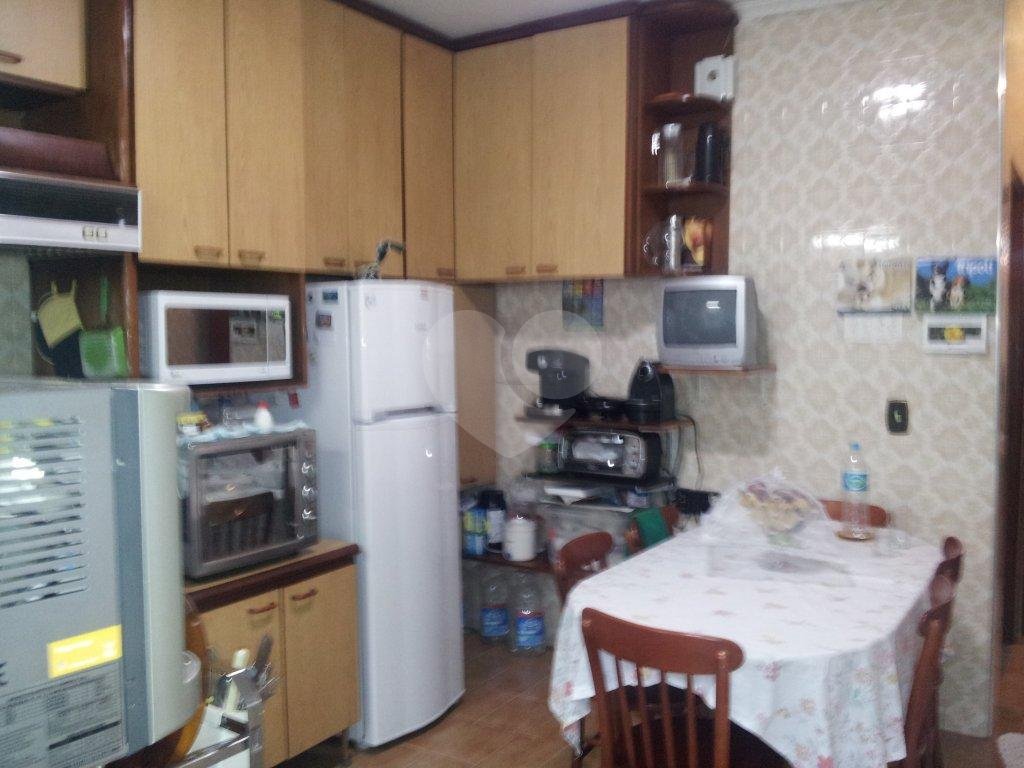 SOBRADO em HORTO FLORESTAL