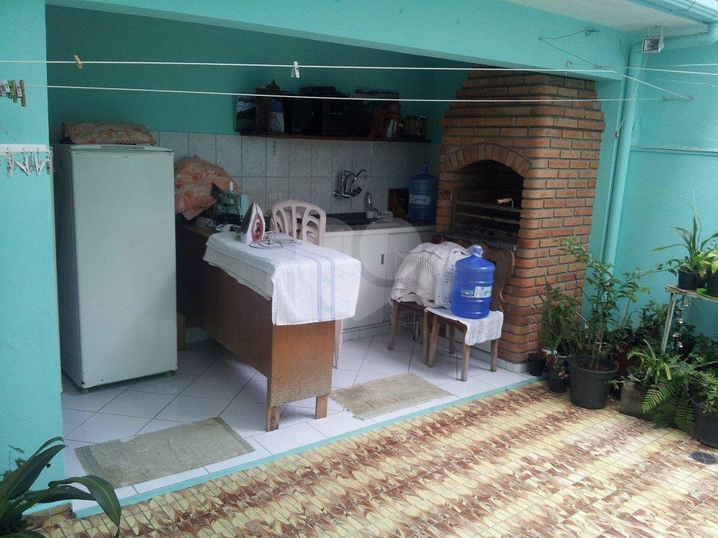 SOBRADO em HORTO FLORESTAL
