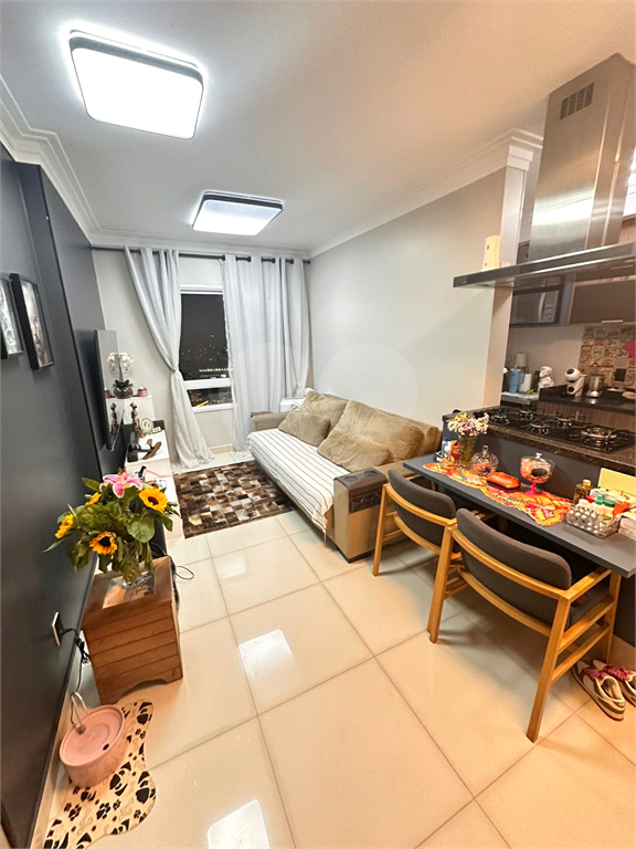 Apartamento à venda com 2 quartos, 126m² - Foto 3