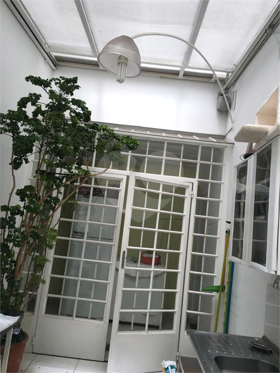 Sobrado no Jardim Joamar com 04 dormitorios e 02 vagas com quintal nos fundos 