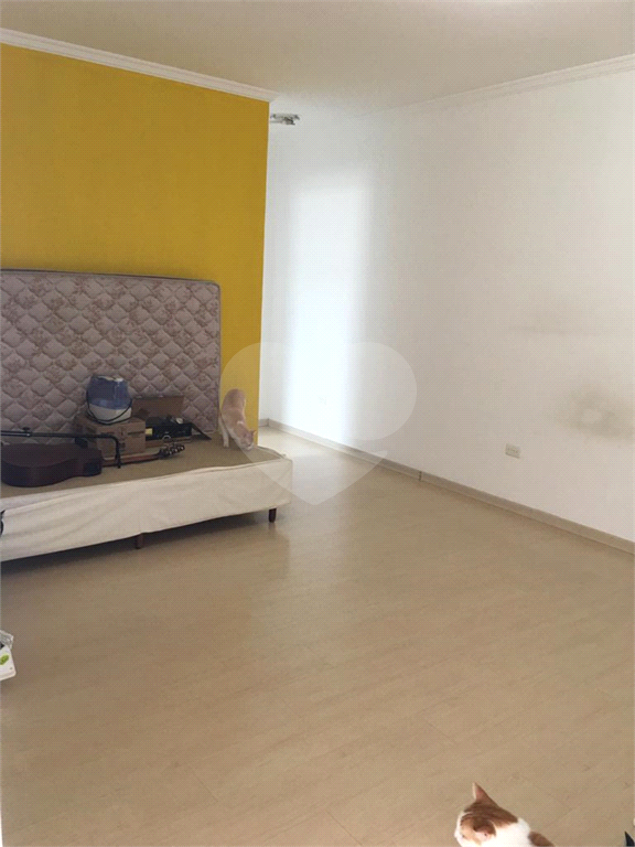 Sobrado no Jardim Joamar com 04 dormitorios e 02 vagas com quintal nos fundos 