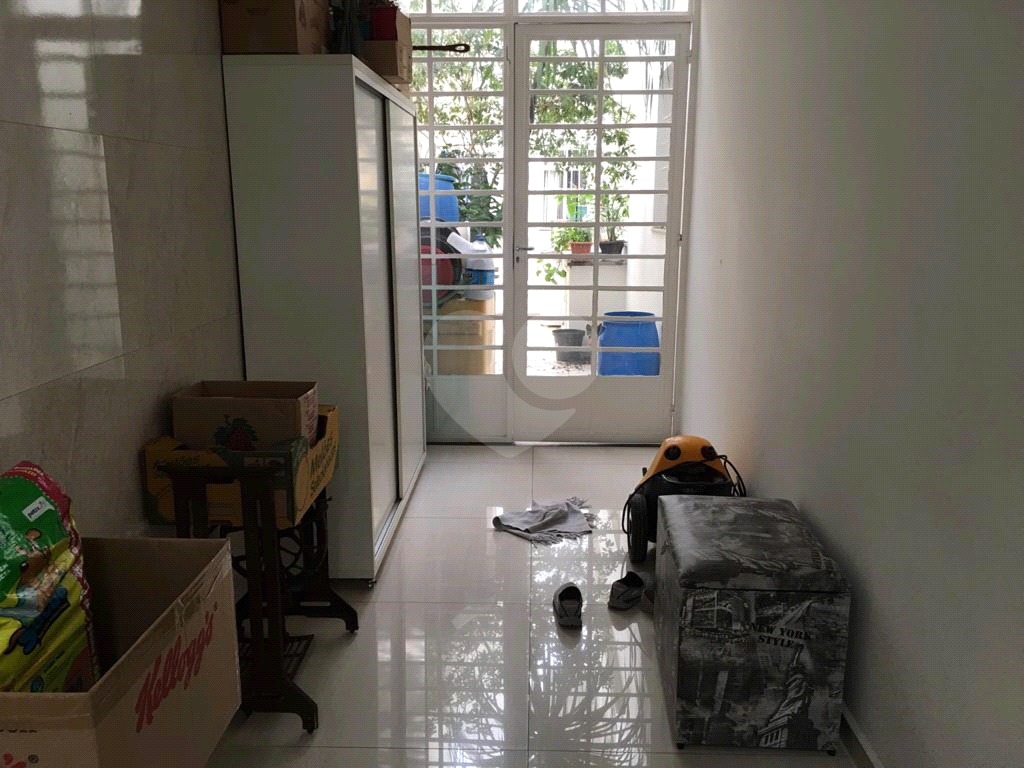Sobrado no Jardim Joamar com 04 dormitorios e 02 vagas com quintal nos fundos 