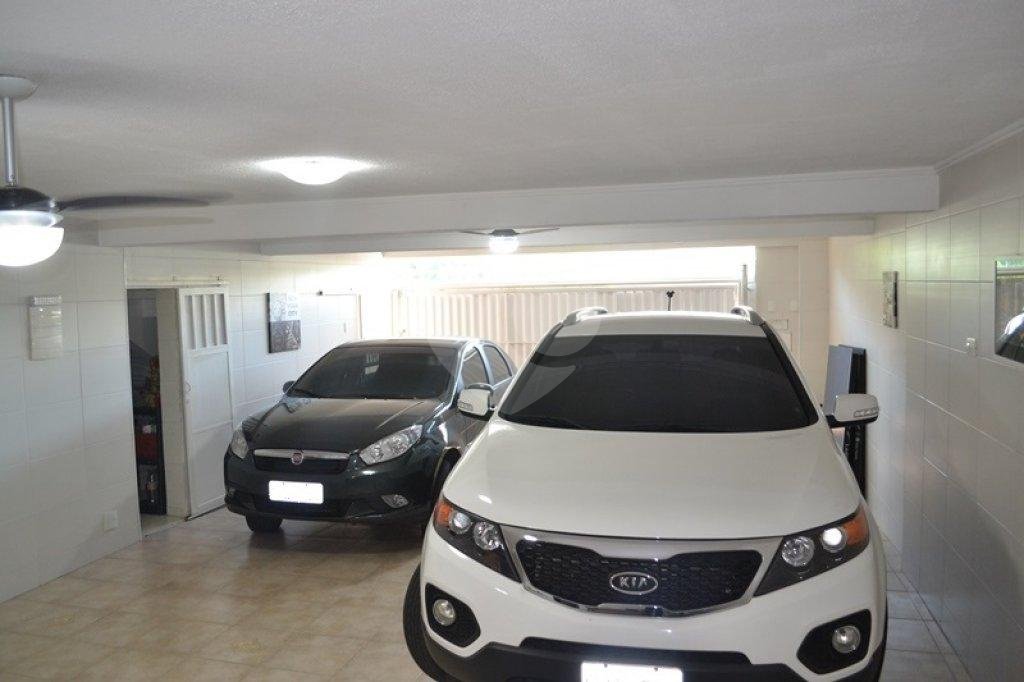 Sobrado à venda com 3 quartos, 250m² - Foto 31