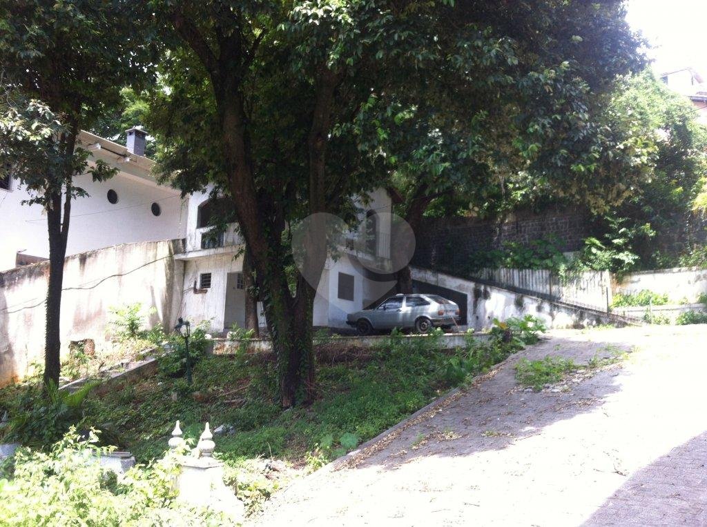 Casa com piscina no Tremembé