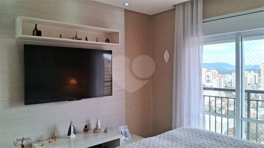 APARTAMENTO em SANTANA