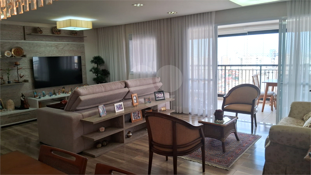 APARTAMENTO em SANTANA