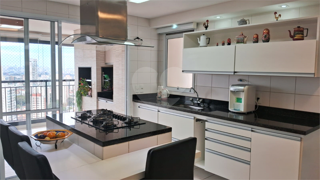 APARTAMENTO em SANTANA