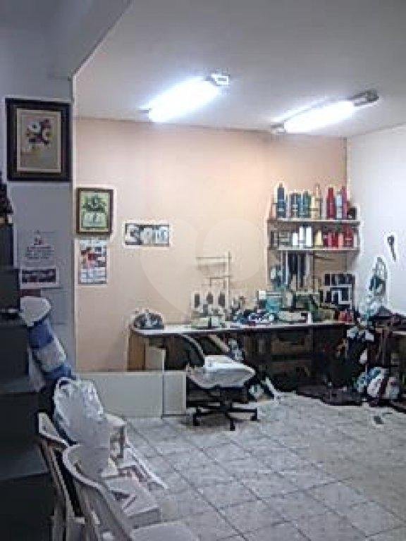 Casa com 2 quartos, 1 vaga, edícula no Bortolândia - São Paulo/SP