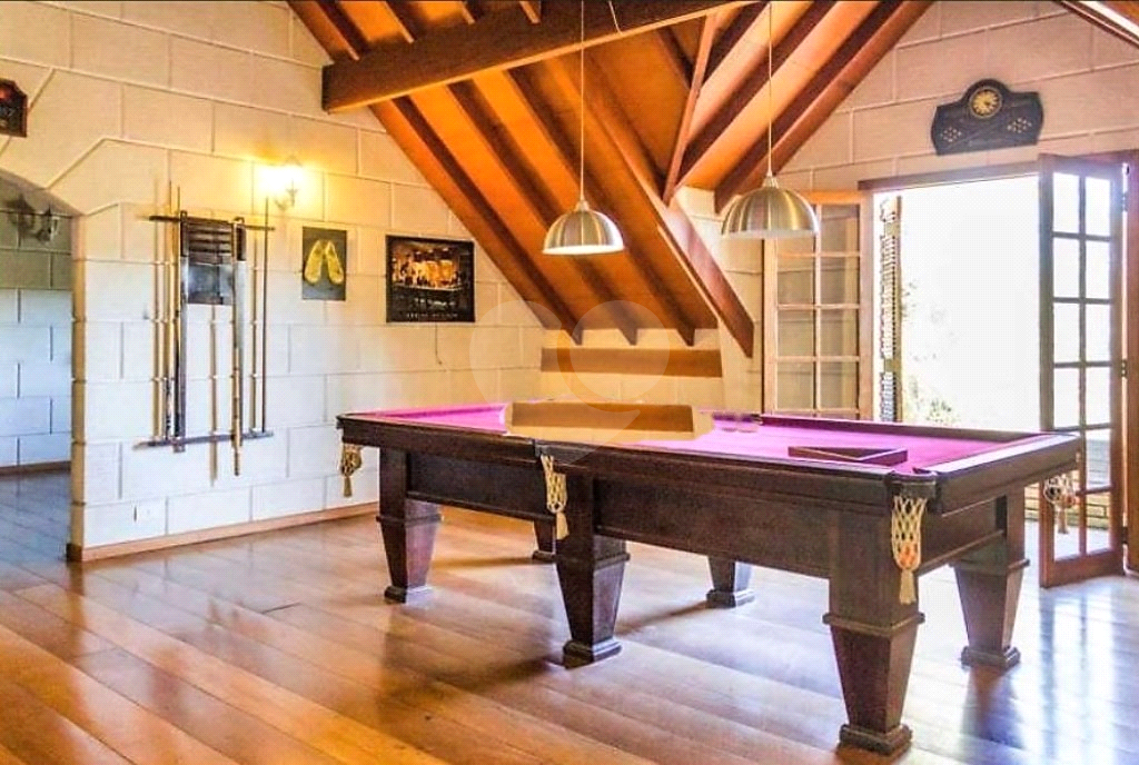 Sobrado 5 suites, piscina com quintal, pomar e piscina no Tremembé