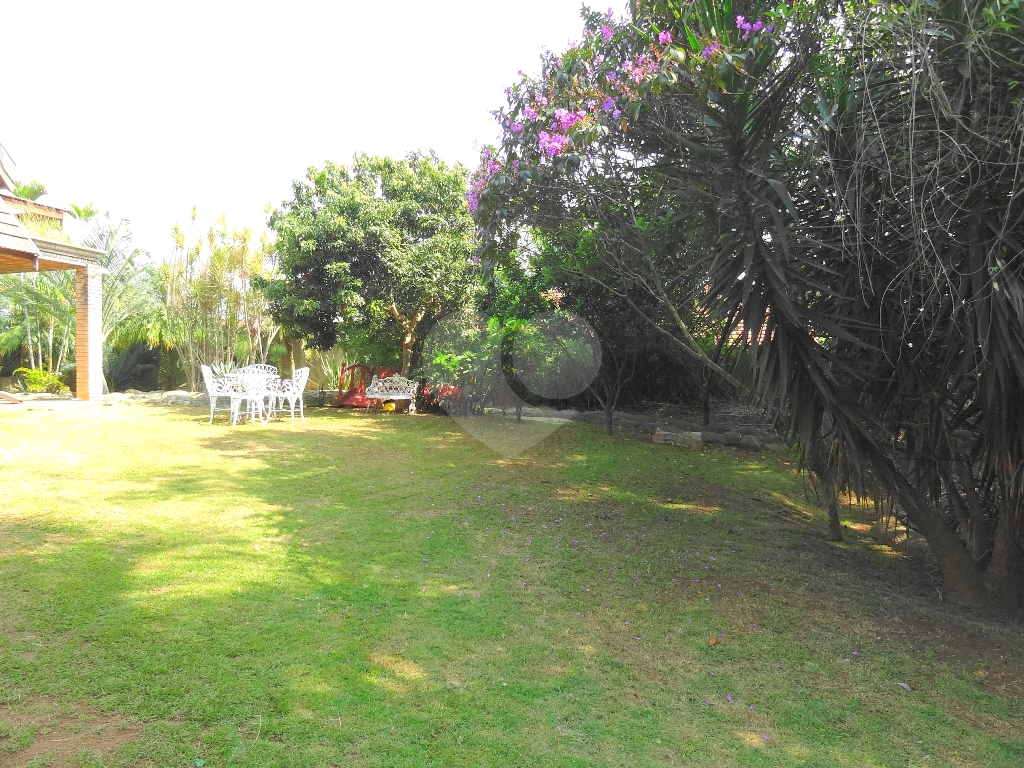Sobrado 5 suites, piscina com quintal, pomar e piscina no Tremembé