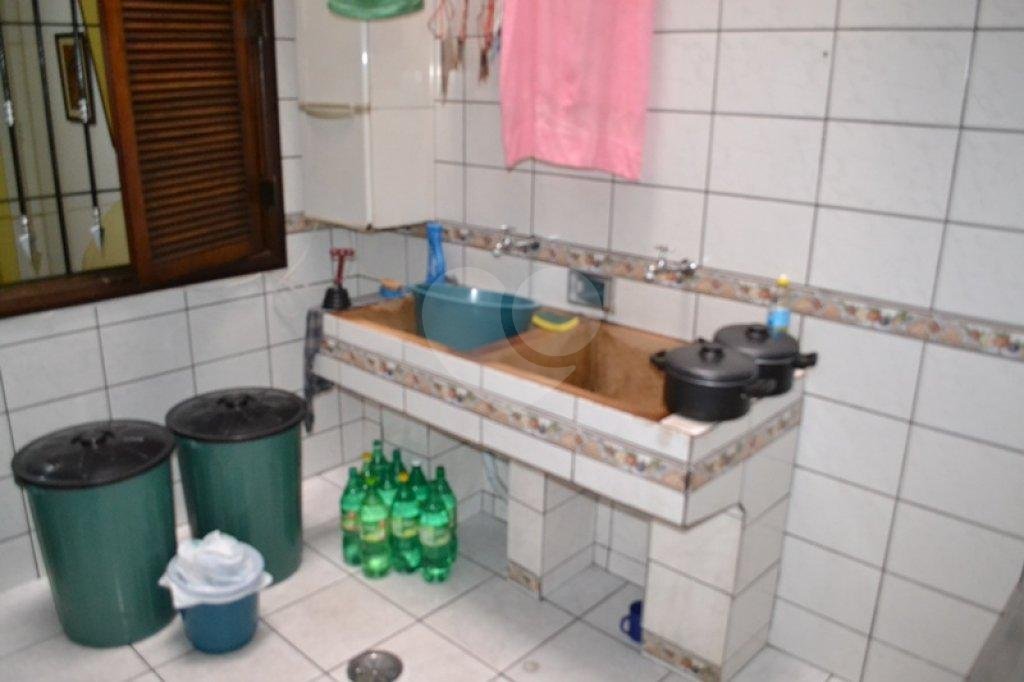 SOBRADO A VENDA NO JARDIM BRASIL - 4 DORMITÓRIOS E 2 VAGAS DE GARAGEM