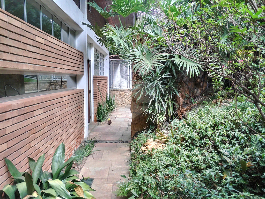Casa, 4 dormitórios, 1 suíte, 10 vagas, à venda e para locação, no Tremembé, em São Paulo