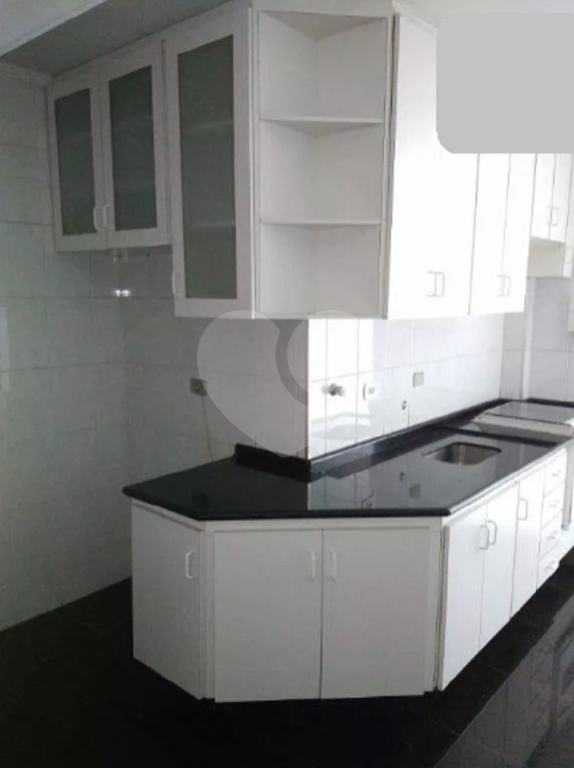 Apartamento com 3 dormitórios