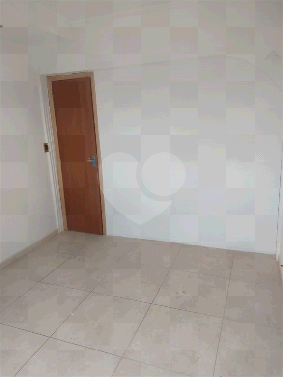 Apartamento com 3 dormitórios