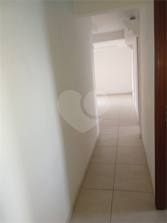 Apartamento com 3 dormitórios
