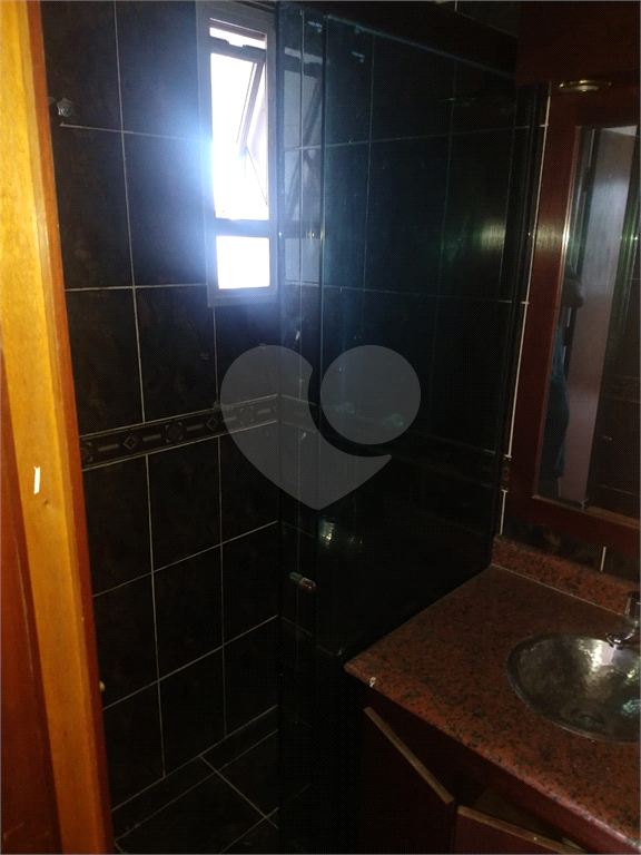 Apartamento com 3 dormitórios