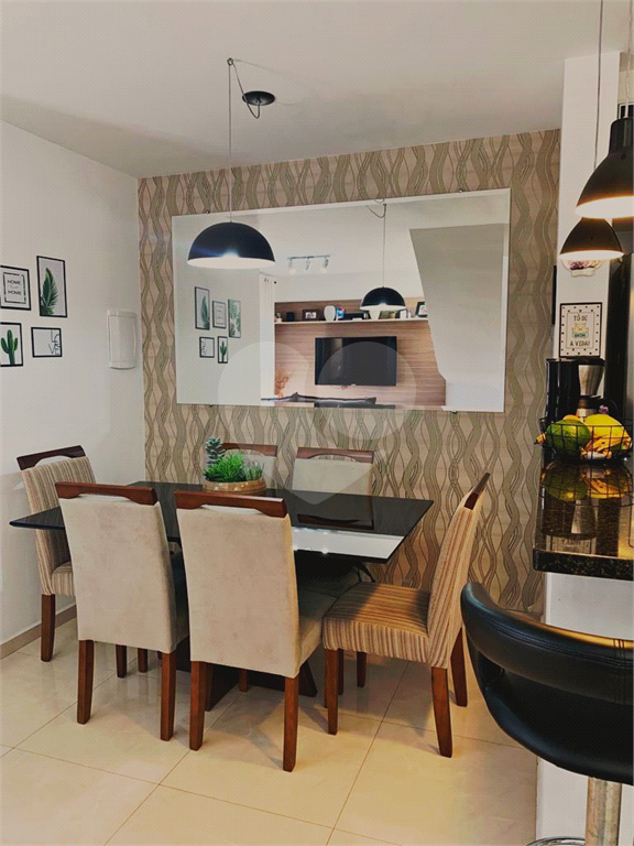 VENDA - Sobrado em Condomínio Fechado no Tucuruvi – 2 suítes, 2 vagas e localização privilegiada