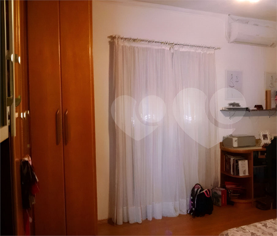 SOBRADO DE VILA A VENDA NA VILA AURORA - 3 DORMS (1 SUÍTE) E 4 VAGAS DE GARAGEM