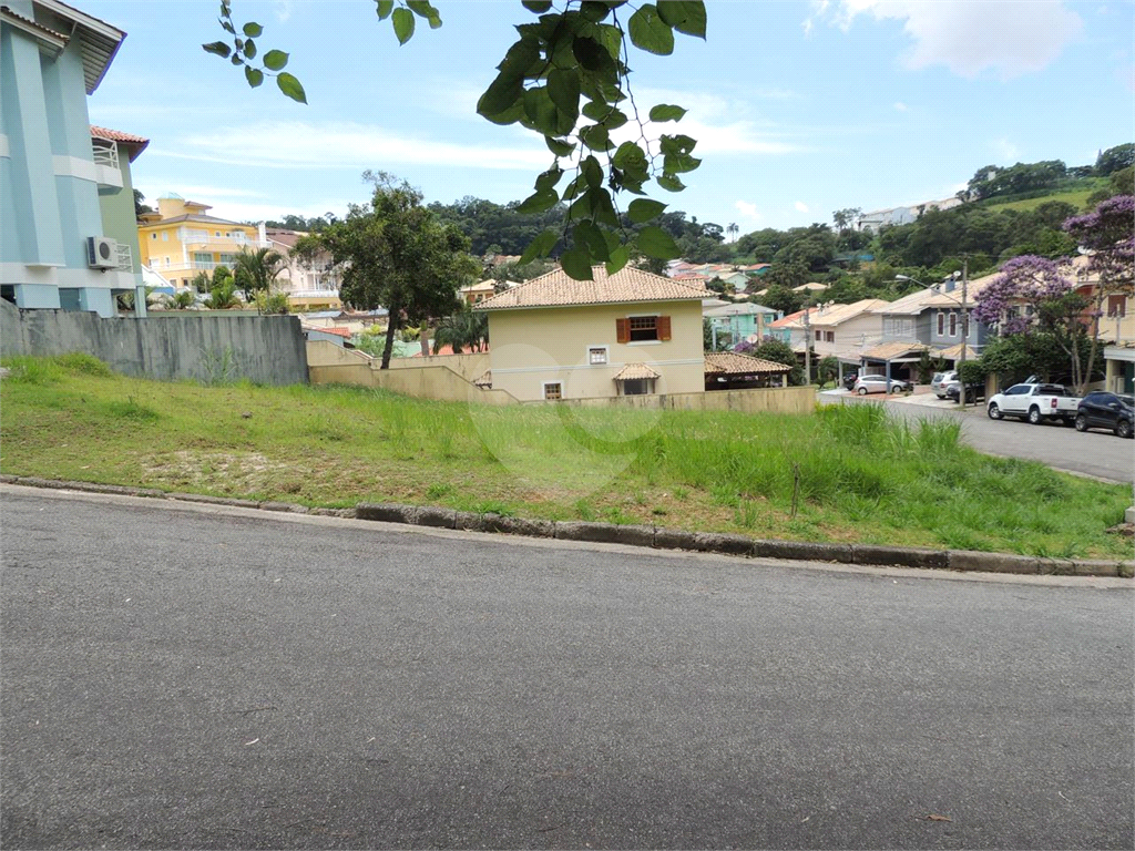 Terreno no Condomínio Jardim Itatinga - para sua residência de Alto Padrão