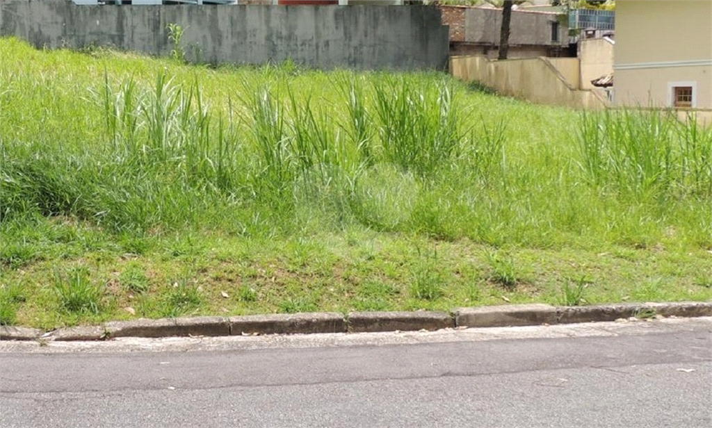 Terreno no Condomínio Jardim Itatinga - para sua residência de Alto Padrão