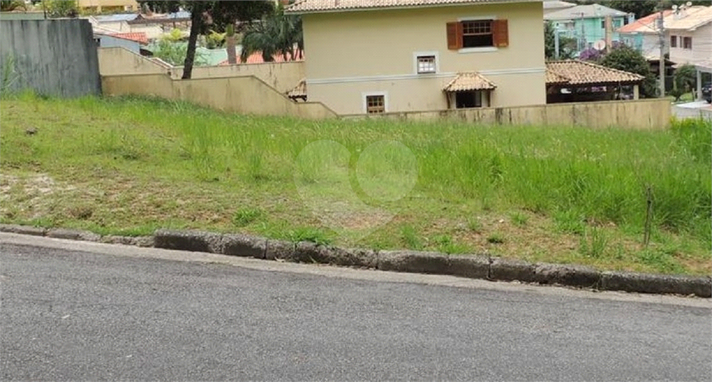 Terreno no Condomínio Jardim Itatinga - para sua residência de Alto Padrão