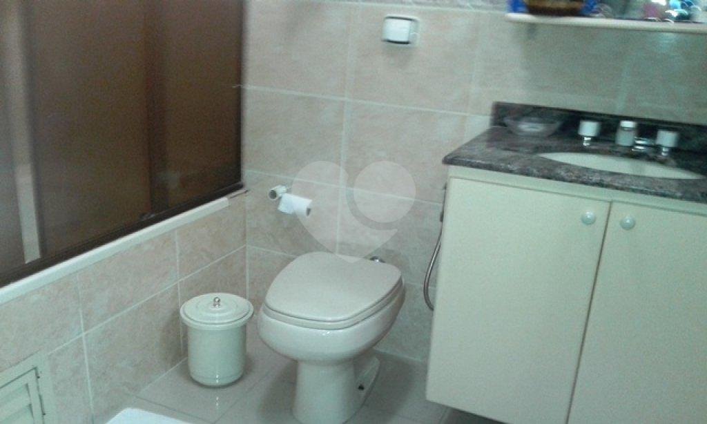 Casa de Condomínio à venda com 3 quartos, 197m² - Foto 15