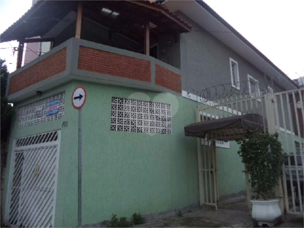 SOBRADO em SANTANA