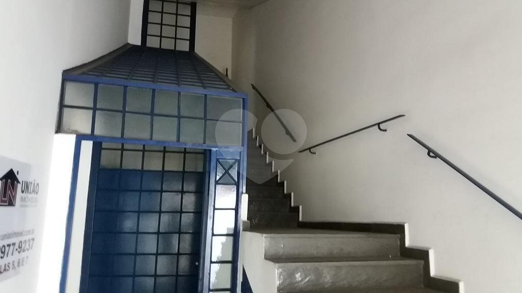 Prédio comercial com 11 salas para venda a 1 km do metro santana