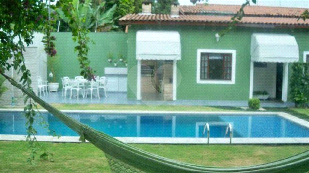 Sobrado de Altíssimo Padrão em Localização Nobre!!! Jardim Bibi Bairro Nobre Arborizado e Tranquilo!