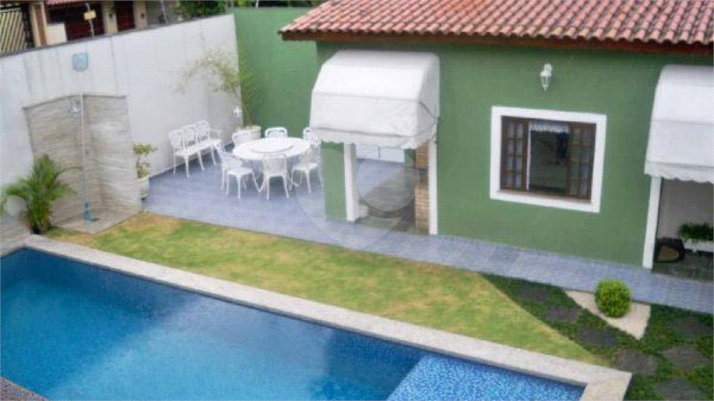 Sobrado de Altíssimo Padrão em Localização Nobre!!! Jardim Bibi Bairro Nobre Arborizado e Tranquilo!