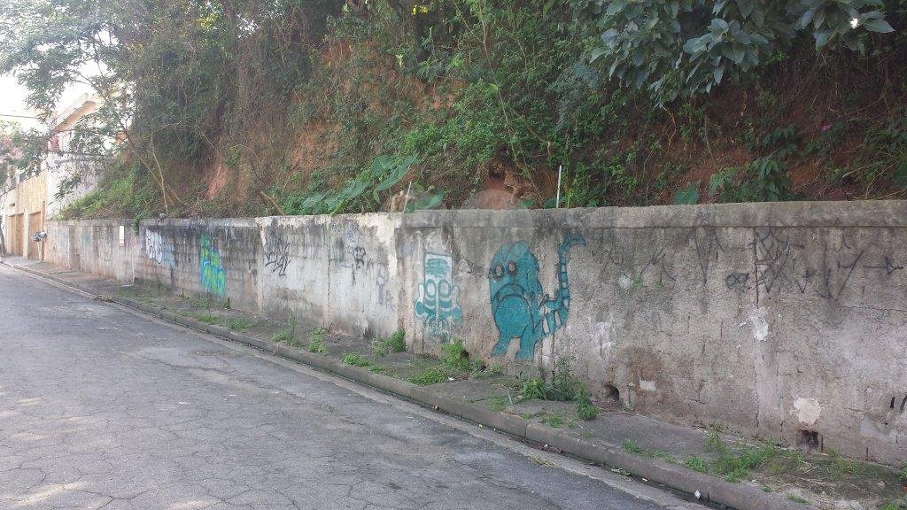 Espetacular Terreno com Frente para duas Ruas,Ótimo para Construção de Condomínio de Alto Padrão!!