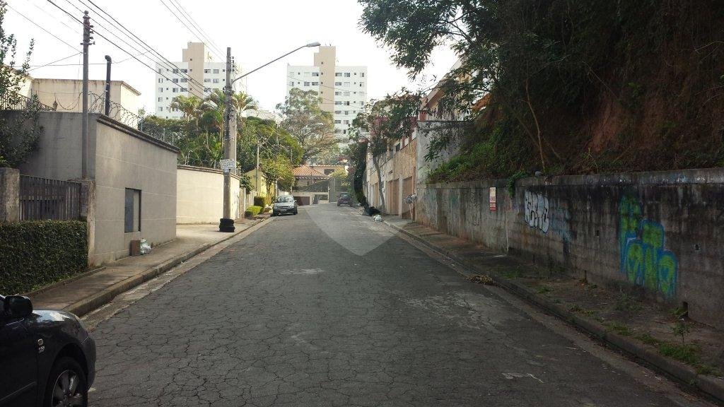 Espetacular Terreno com Frente para duas Ruas,Ótimo para Construção de Condomínio de Alto Padrão!!