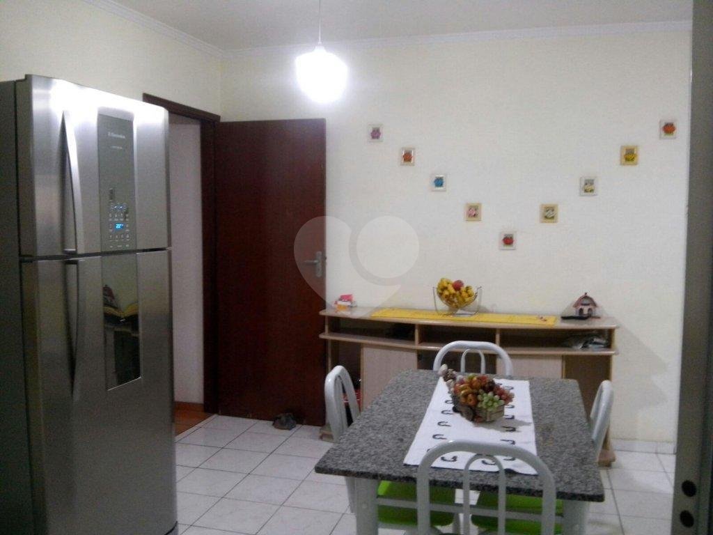 Sobrado à venda com 3 quartos, 178m² - Foto 6