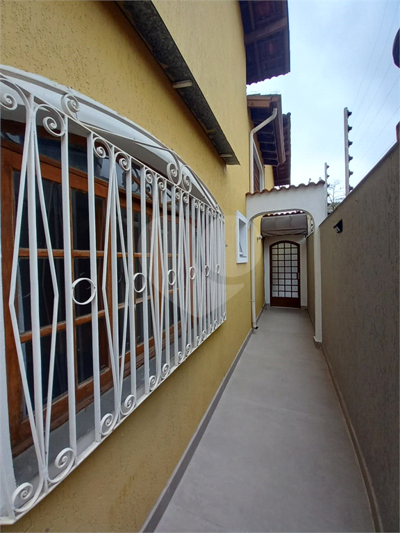 Sobrado à venda, 4 quartos - 1 suíte -  6 vagas -Tremembé