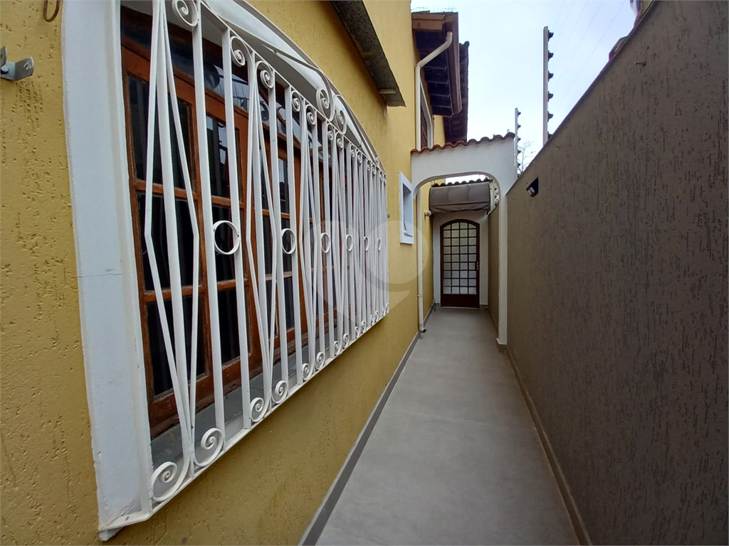 Sobrado à venda, 4 quartos - 1 suíte -  6 vagas -Tremembé