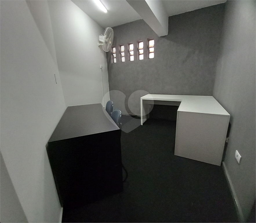 Sobrado à venda, 4 quartos - 1 suíte -  6 vagas -Tremembé