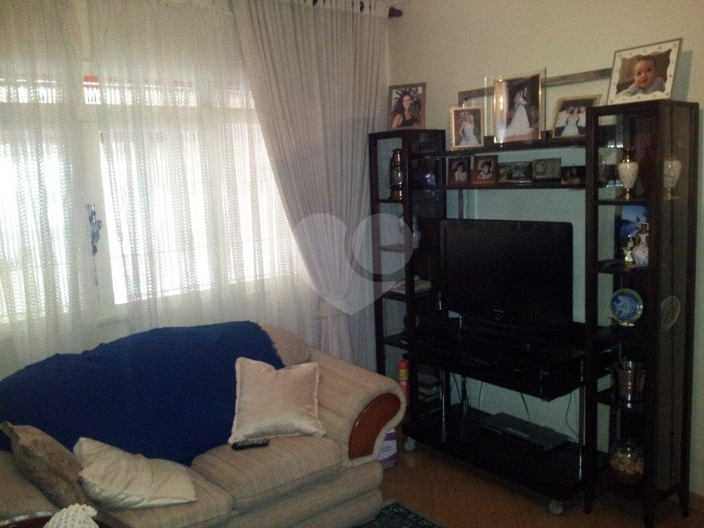SOBRADO A VENDA NA VILA LEONOR - PRÓX. AV. CONCEIÇÃO - 3 DORMS, CHURRASQUEIRA E 2 VAGAS DE GARAGEM