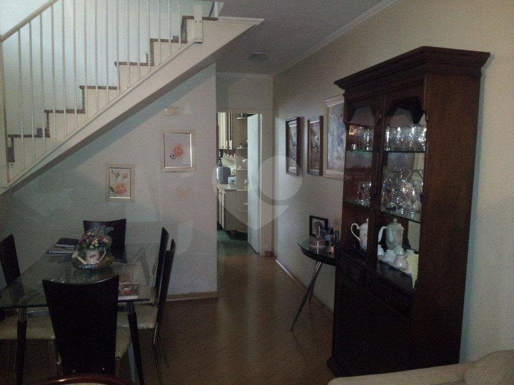 SOBRADO A VENDA NA VILA LEONOR - PRÓX. AV. CONCEIÇÃO - 3 DORMS, CHURRASQUEIRA E 2 VAGAS DE GARAGEM