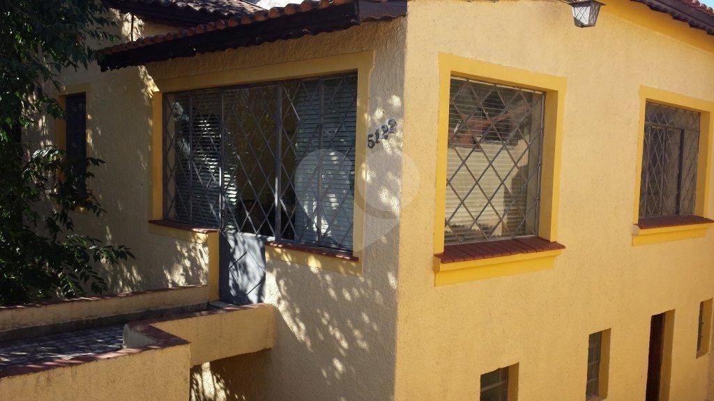 Terreno com 1000 metros em Avenida de grande movimento em local muito valorizado para fazer prédio!