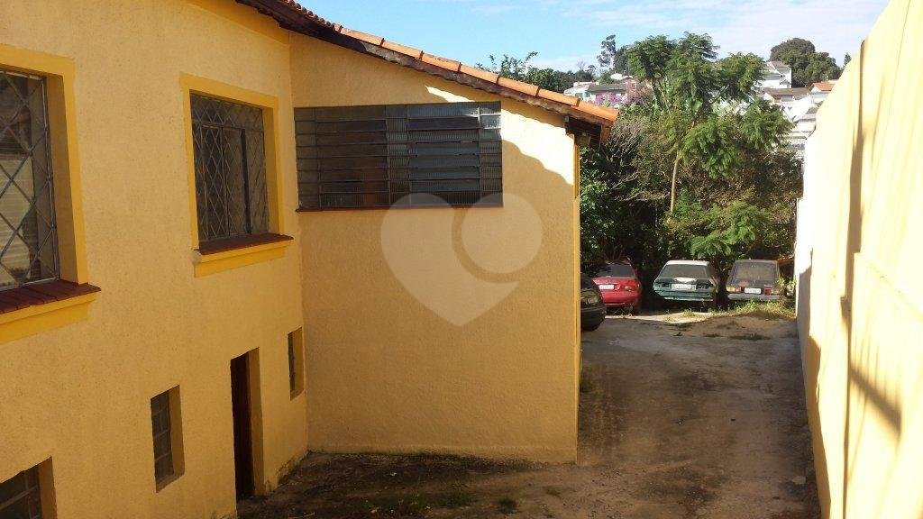 Terreno com 1000 metros em Avenida de grande movimento em local muito valorizado para fazer prédio!