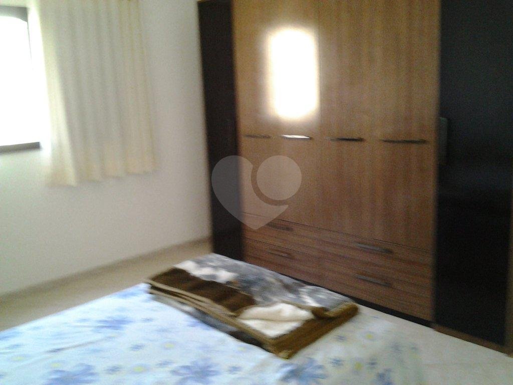 APARTAMENTO em VILA TUPI