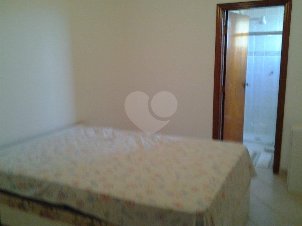 APARTAMENTO em VILA TUPI