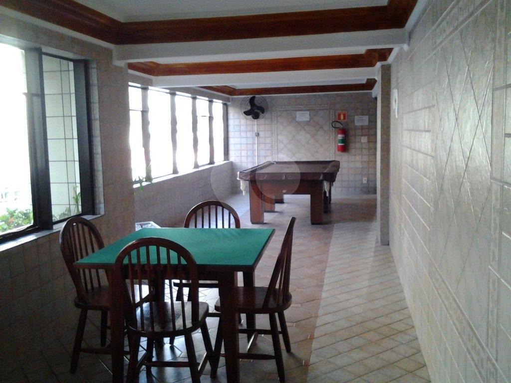 APARTAMENTO em VILA TUPI