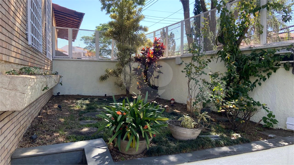 Ampla casa térrea nas Palmas do Tremembé com 3 suítes e quintal enorme.