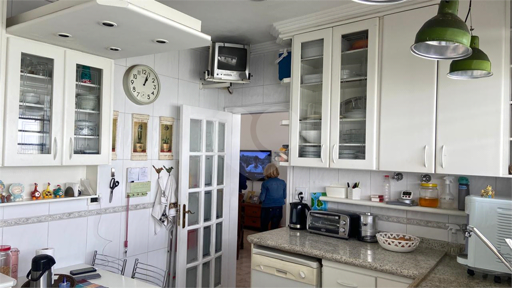 Ampla casa térrea nas Palmas do Tremembé com 3 suítes e quintal enorme.