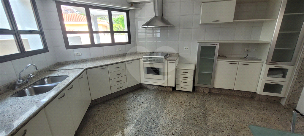 Sobrado de alto padrão com piscina e sauna no Jardim França
