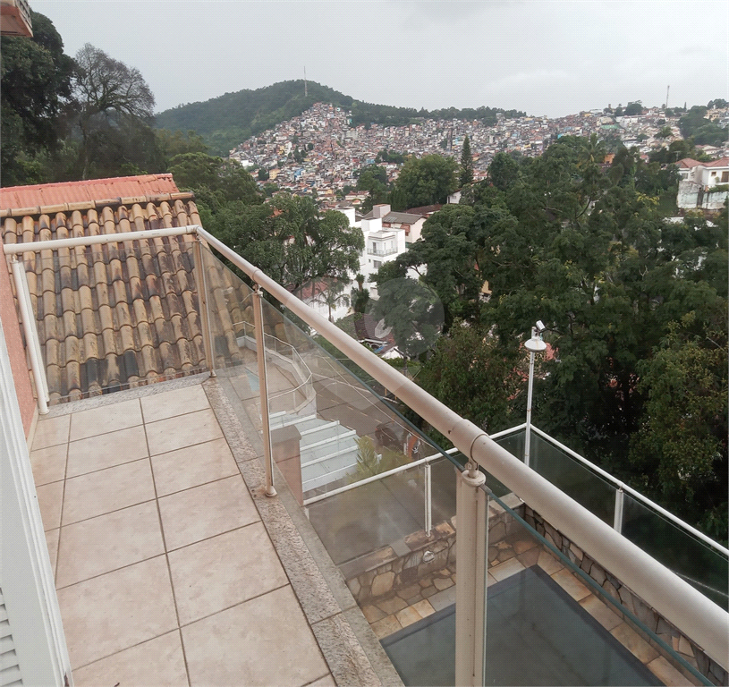 Sobrado no Tremembé