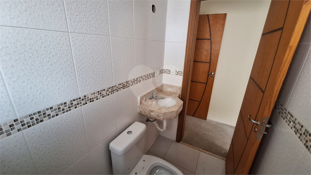 SOBRADO 3 DORMS (1 SUÍTE) E 6 VAGAS DE GARAGEM 225m² NA VILA NOVA MAZZEI